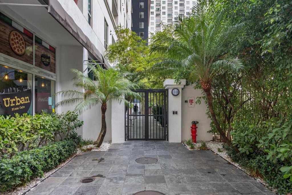 Appartamento 1br Loft In Downtown With Bay View And Workspace